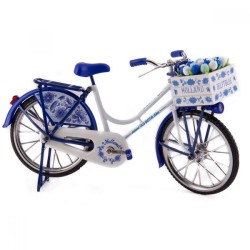Fahrrad holland delfter blau tulpen fensterbox Fahrrad holland delfter blau tulpen fensterbox