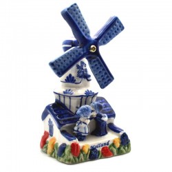 Windmill delft blue holland kissing couple tulips color 11.5cm Windmill delft blue holland kissing couple tulips color 11.5cm