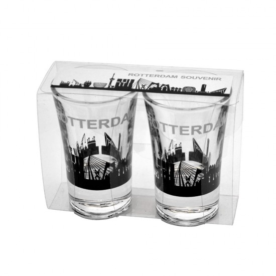 Geschenkset bestaande uit twee borrelglaasjes met afbeelding van de Rotterdamse Skyline