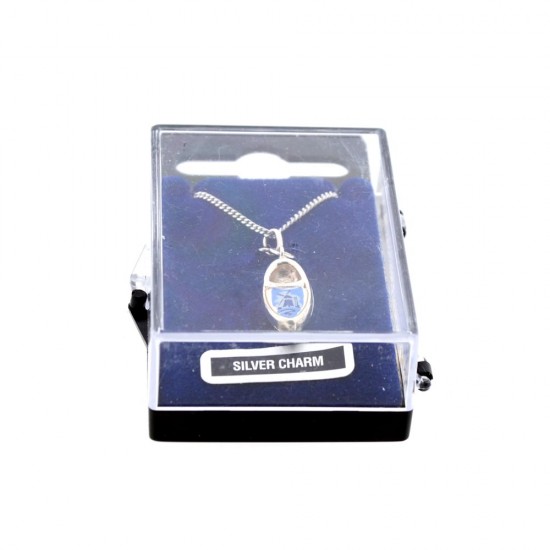 Halskette mit Clog-Anhänger. Der Charm besteht aus 925er Sterlingsilber und ist mit einer Mühle in einer Landschaft im Delfter Blau-Stil verziert