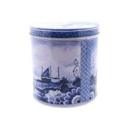 Stroopwafels in einer großen Delfter Blaudose mit Windmühlendekor Stroopwafels in einer großen Delfter Blaudose mit Windmühlendekor