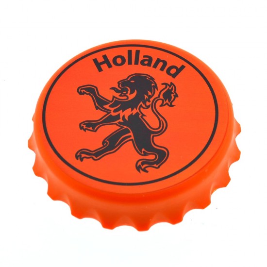 Orangefarbener Holland Löwen Flaschenöffner in Form eines Kronkorkens. Orangefarbener Kühlschrankmagnet mit dem Holland-Löwen
