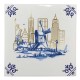 Delfter blaue Fliese "Delft to New York" aus der Goldie-Fliesenkollektion von Royal Delft. Goldie Tiles, die Delfter Blau-Fliesen mit einem goldenen Augenzwinkern.