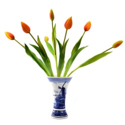 Bündel orangefarbene Tulpen künstliche Blumen in der Knospe Bündel orangefarbene Tulpen künstliche Blumen in der Knospe