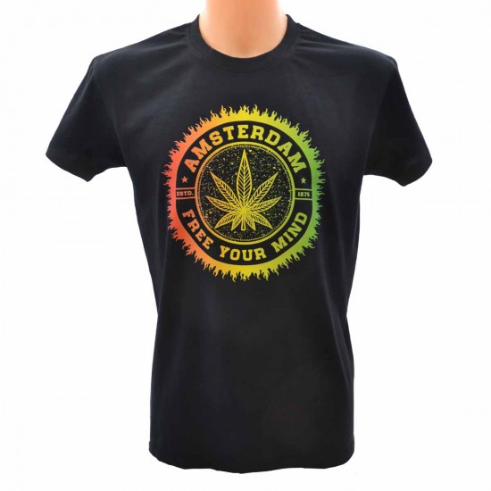Schwarzes T-Shirt mit kurzen Ärmeln. Bequemes Shirt mit buntem Aufdruck Cannabisblatt Amsterdam free your mind