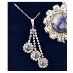 Collier + hanger verzilverd rozet strass delfts blauw steen Collier + hanger verzilverd rozet strass delfts blauw steen