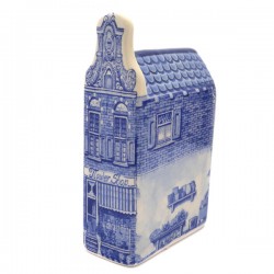 Canal house delft blue flower shop