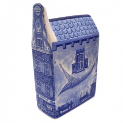 Canal house delft blue fish shop