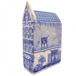 Canal house delft blue grocery store
